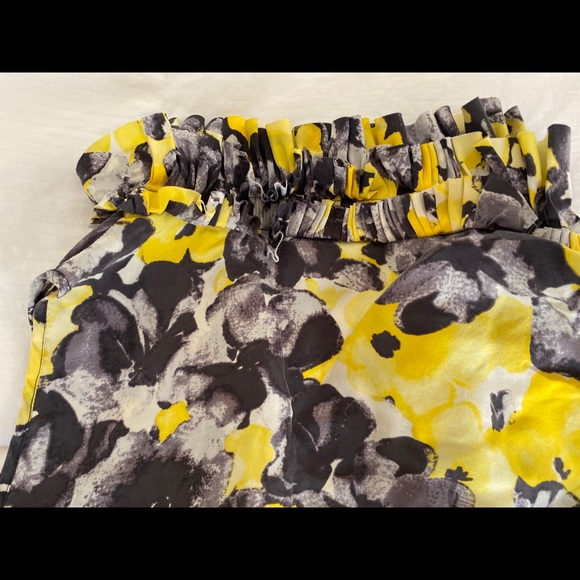 KENAR 100% Silk Medium Ruffle accent top - Picture 6 of 7